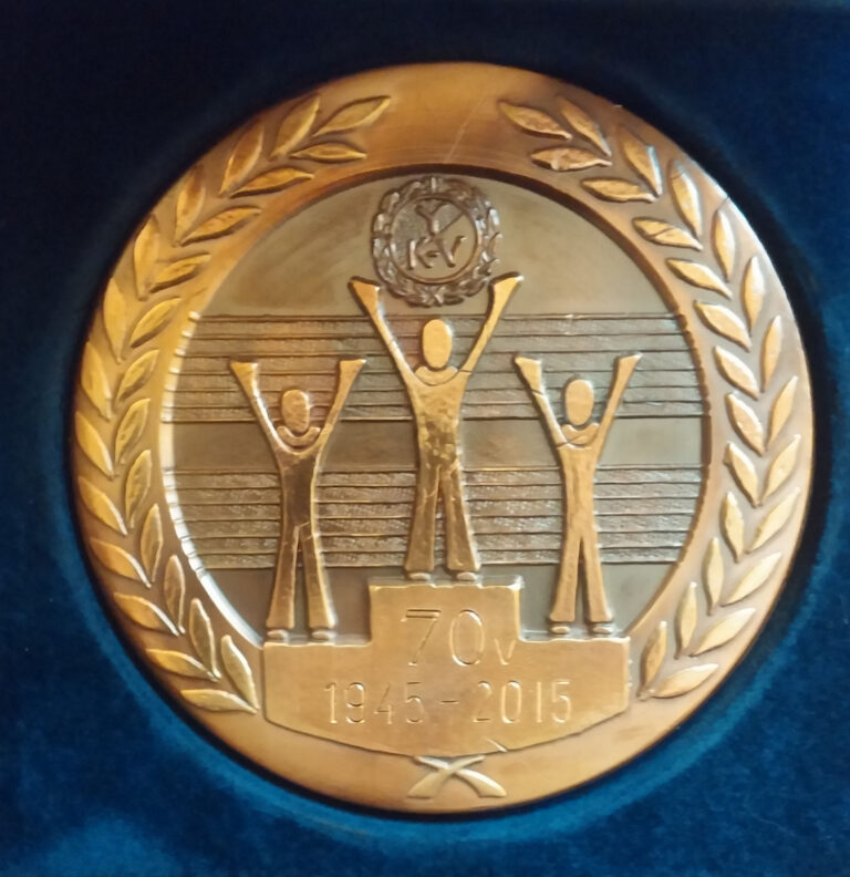 Jaosto muisti toiminnassa mukana olleita