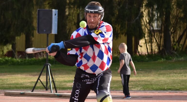 Kilpa-Veljien päätösreissulla jaettiin palkintoja
